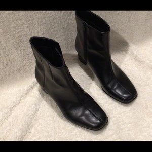 Nine West Black Leather Square-Toe Ankle Heeled Boots
